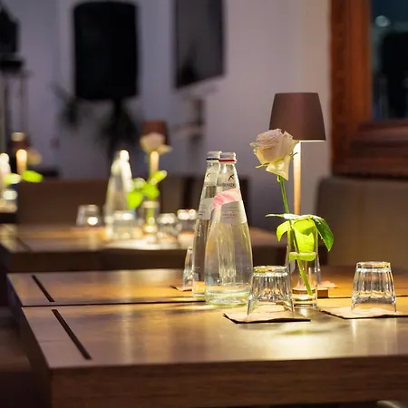Victoria Palace & Zen Wellness Szálloda 4*