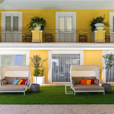 فندق Victoria Palace & Zen Wellness غالّيبولي