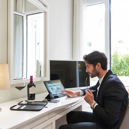 Victoria Palace & Zen Wellness